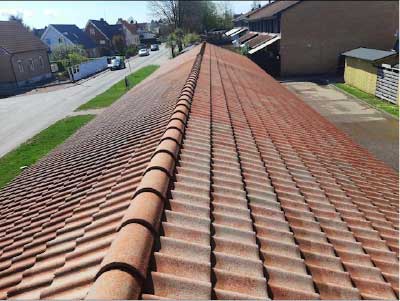 Stort tack som har behandlats med taktvätt